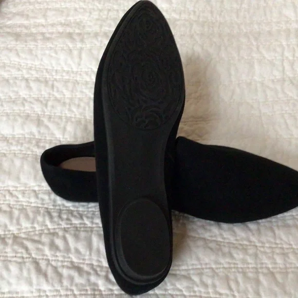 Taryn Rose Black Mules - Picture 7 of 12